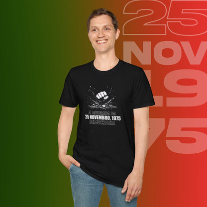 T-Shirt Comemorativa do 25 de Novembro de 1975 - "Alvorada da Democracia" (Impressão Grande Peito )